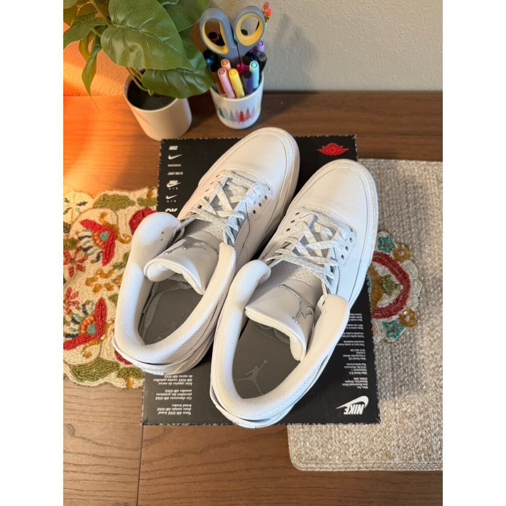 Jordan 3 Retro Pure Money 2025 White Metallic Silver Craft Ivory CT8532 111 - Picture 5 of 9